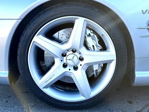 Used 2008 Mercedes-Benz SL 55 AMG w/ P1 Pkg image 30