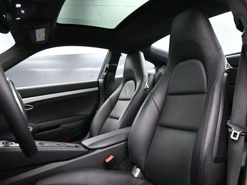 Used 2014 Porsche 911 Carrera 4S image 5