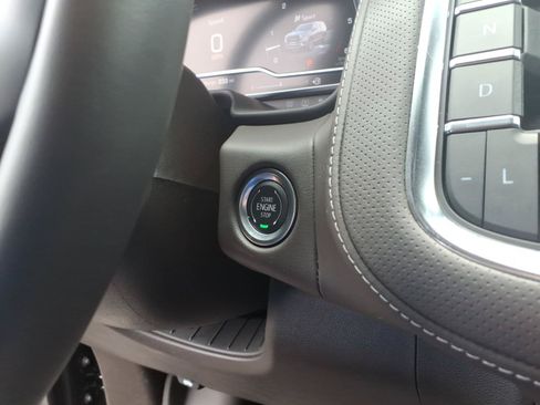 Used 2024 GMC Yukon SLT w/ SLT Premium Package RWD image 13
