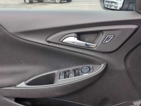 Used 2025 Chevrolet Malibu LT image 22