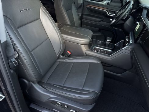 Used 2024 GMC Sierra 1500 Denali w/ Denali Reserve Package image 29