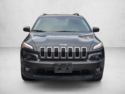 Used 2015 Jeep Cherokee Latitude w/ Comfort/Convenience Group image 2