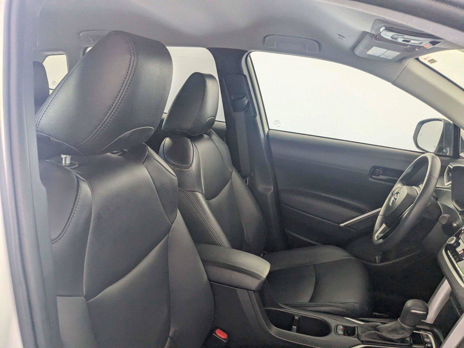 Certified 2023 Toyota Corolla Cross LE FWD image 32