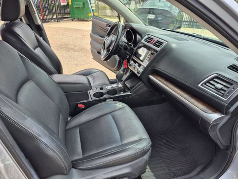 Used 2015 Subaru Outback 2.5i Limited w/ Popular Package #4 AWD/4WD image 15