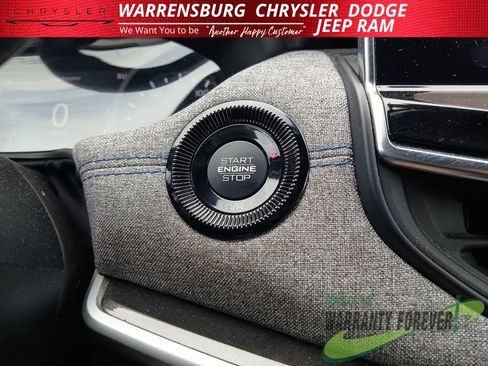 Used 2024 Jeep Compass Latitude AWD/4WD image 29