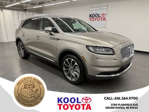 Used 2023 Lincoln Nautilus Reserve AWD/4WD image 1