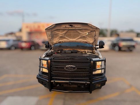 Used 2019 Ford F350 XL w/ Power Equipment Group AWD/4WD image 5