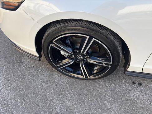 Used 2023 Honda Accord Sport image 32