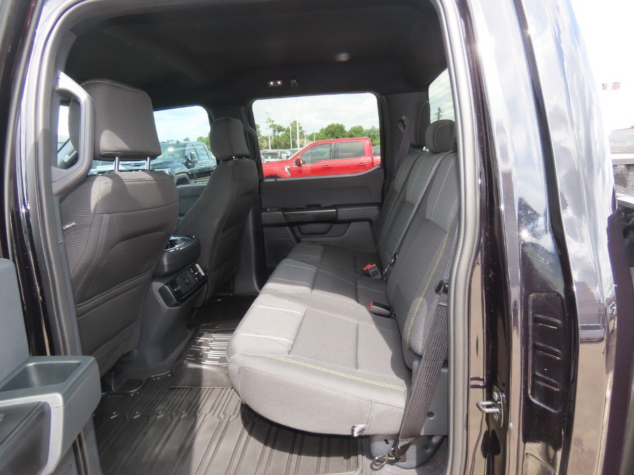 Used 2025 Ford F150 STX AWD/4WD image 19