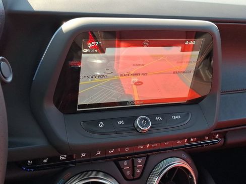 Used 2017 Chevrolet Camaro SS RWD image 16