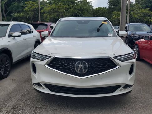 Used 2024 Acura MDX w/ Technology Package FWD image 2
