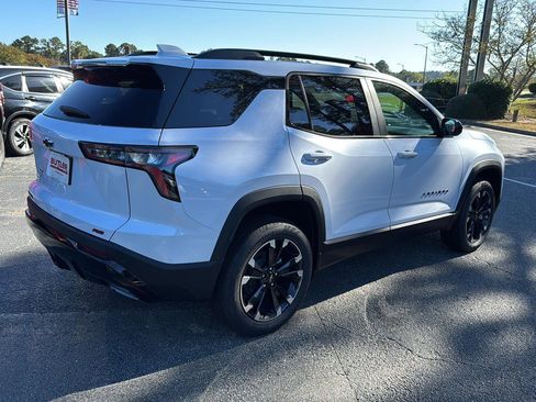 New 2026 Chevrolet Equinox RS w/ Convenience Package III image 5