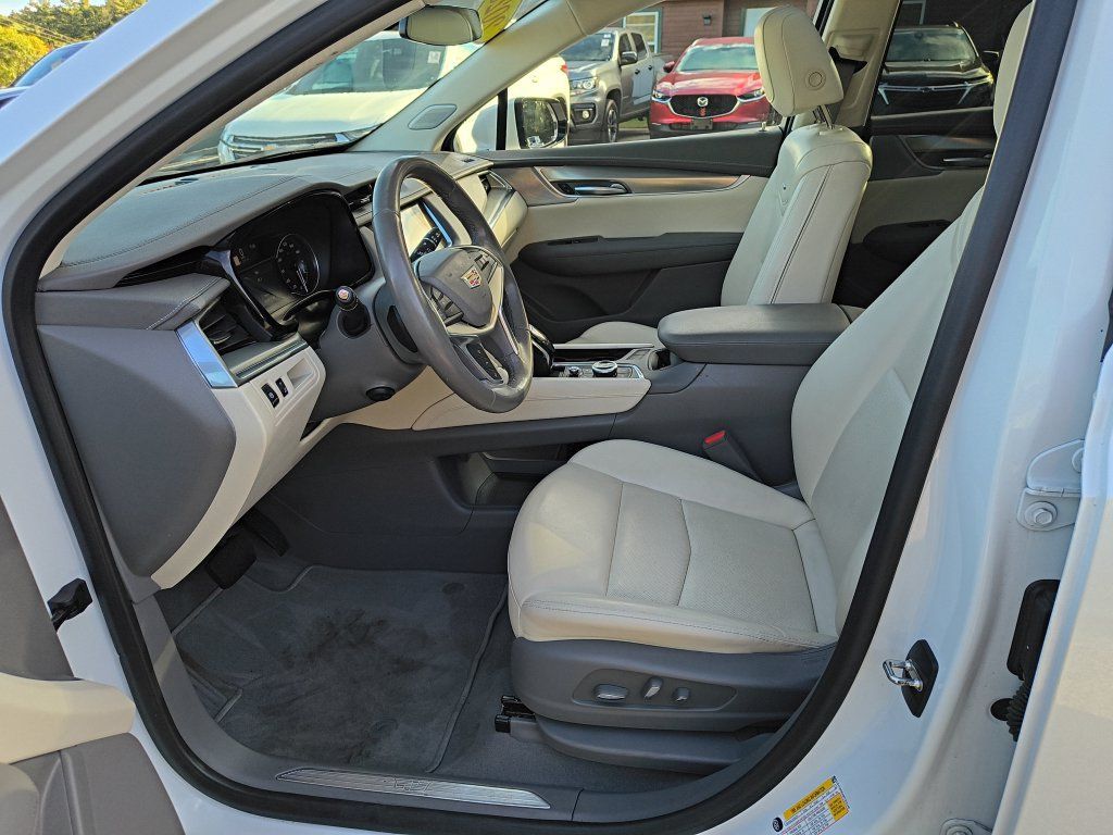 Used 2023 Cadillac XT5 Premium Luxury AWD/4WD image 9