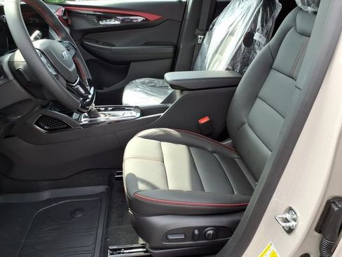 New 2026 Chevrolet TrailBlazer RS w/ Driver Confidence Package FWD image 6