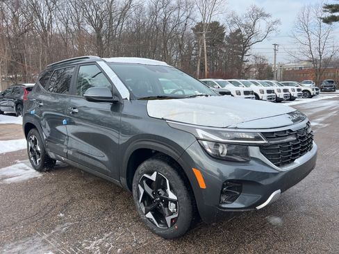 New 2026 Kia Seltos S image 5