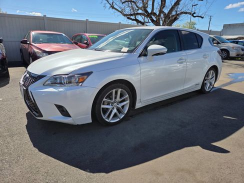 Used 2016 Lexus CT 200h w/ Seat Comfort Package FWD image 1