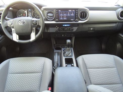 Certified 2022 Toyota Tacoma SR5 RWD image 30