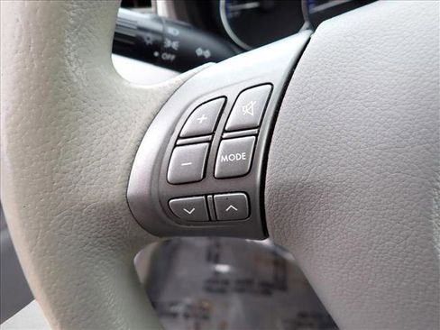Used 2010 Subaru Forester 2.5X Premium w/ Popular Equipment Group 1A AWD/4WD image 16