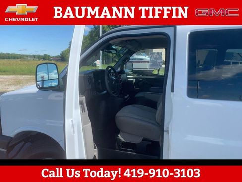 Used 2024 Chevrolet Express 3500 LT w/ LT Preferred Equipment Group image 16