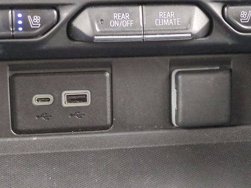 Used 2023 Chevrolet Tahoe High Country w/ Advanced Technology Package AWD/4WD image 28