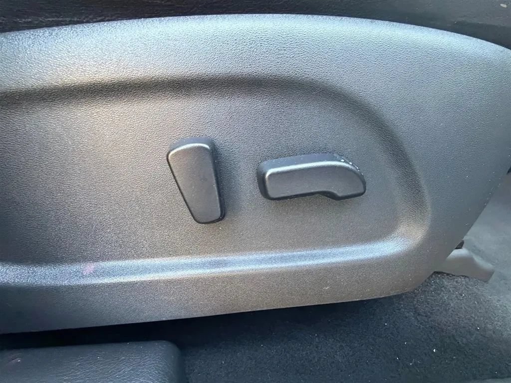 Used 2020 Nissan Murano SV FWD image 25