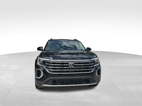 New 2026 Volkswagen Atlas SE FWD image 8