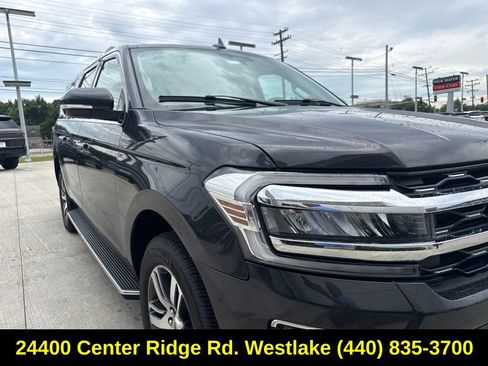 Used 2022 Ford Expedition Max Limited AWD/4WD image 17