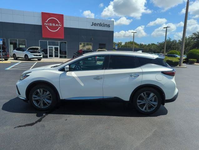 Certified 2019 Nissan Murano Platinum w/ Cargo Package AWD/4WD image 11