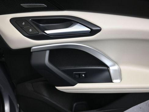 Certified 2025 Audi Q5 Premium Plus w/ Premium Plus image 15