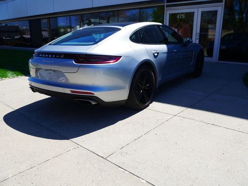 Used 2019 Porsche Panamera 4 AWD/4WD image 7