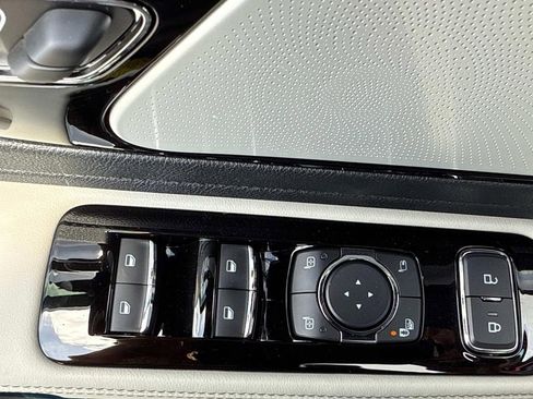 New 2025 Lincoln Aviator Reserve w/ Luxury Package image 20