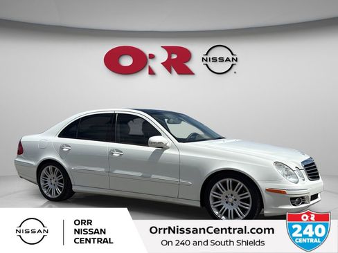 Used 2008 Mercedes-Benz E 350 Sedan image 3