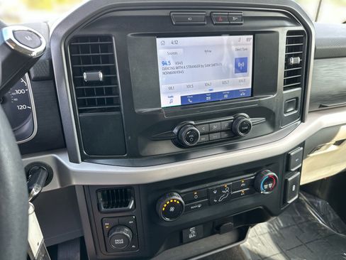 Used 2022 Ford F150 XLT AWD/4WD image 15