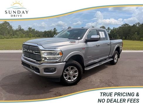 Used 2022 RAM 2500 Laramie AWD/4WD image 1