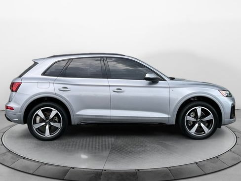 Used 2023 Audi Q5 2.0T Premium Plus w/ Premium Plus Package AWD/4WD image 8
