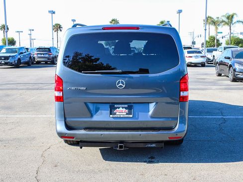 Used 2018 Mercedes-Benz Metris Passenger image 7