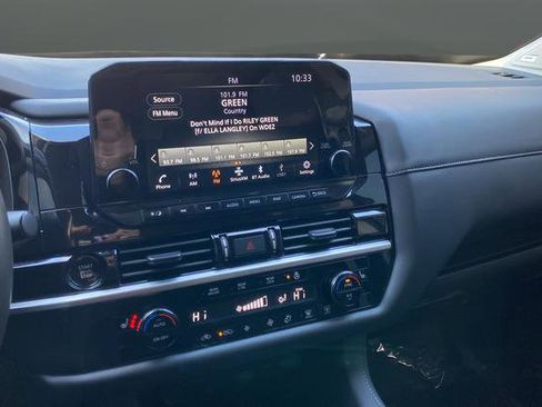 Used 2025 Nissan Pathfinder SL w/ SL Premium Package image 20