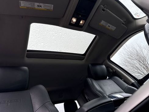 Used 2017 RAM 1500 Laramie w/ Convenience Group image 26