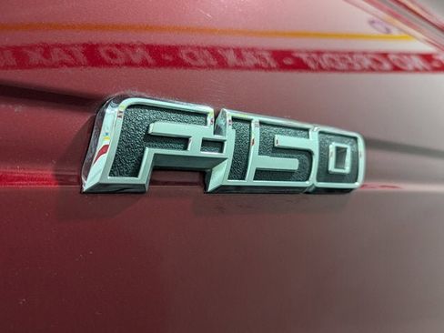 Used 2014 Ford F150 Lariat w/ Lariat Chrome Package image 59