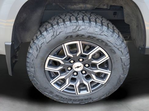 Used 2023 Chevrolet Colorado Z71 w/ Z71 Convenience Package 2 AWD/4WD image 29