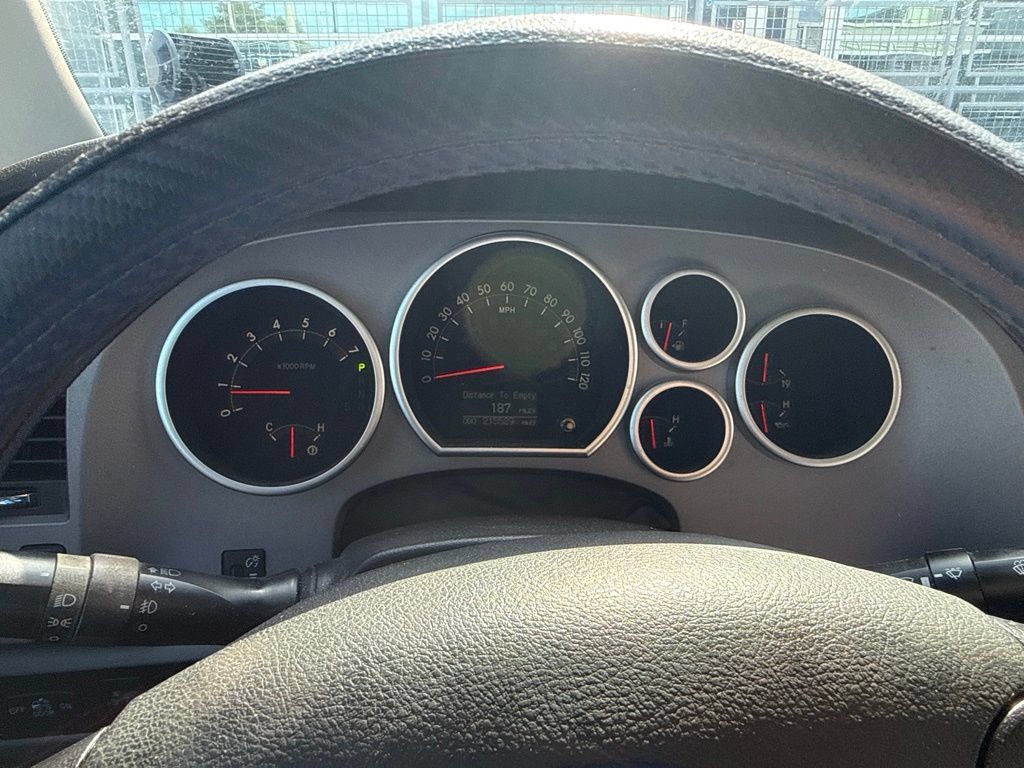 Used 2012 Toyota Tundra Limited w/ Platinum Pkg RWD image 15