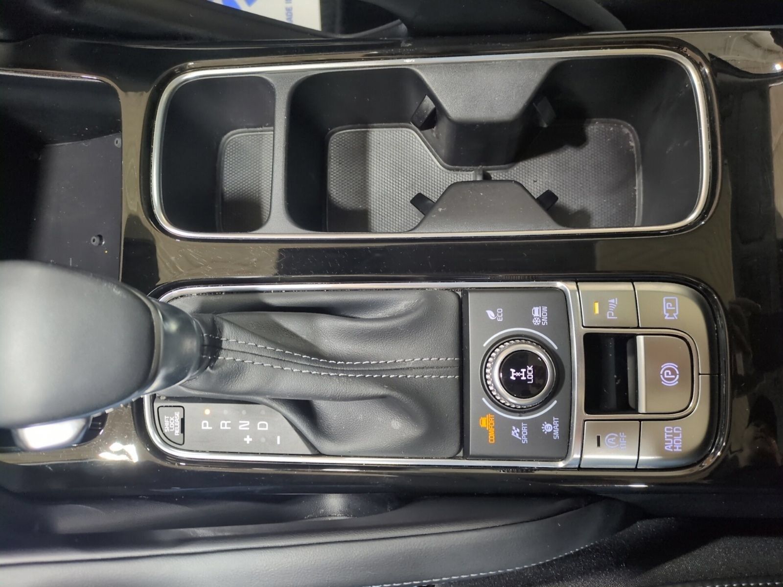 Certified 2024 Kia Telluride SX Prestige AWD/4WD image 24