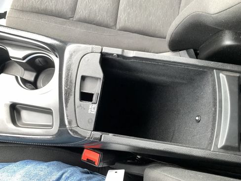 Used 2022 Dodge Durango SXT w/ Blacktop Package RWD image 19