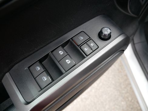 Used 2022 Toyota Tacoma TRD Off-Road image 19