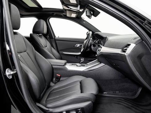 Used 2020 BMW 330i xDrive 330i xDrive w/ Convenience Package image 22