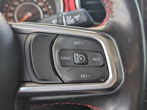 Used 2023 Jeep Gladiator Rubicon w/ Cold Weather Group AWD/4WD image 24