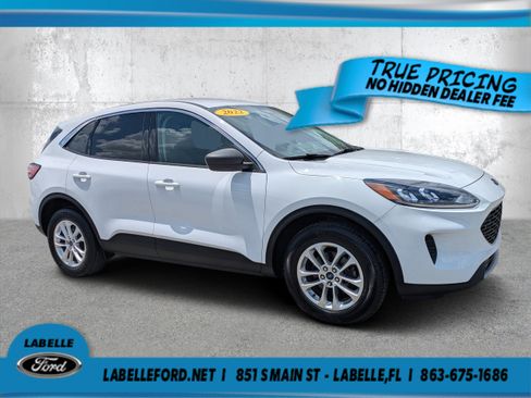 Certified 2022 Ford Escape SE AWD/4WD image 1