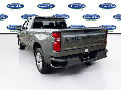 Used 2020 Chevrolet Silverado 1500 Custom w/ Custom Value Package AWD/4WD image 5