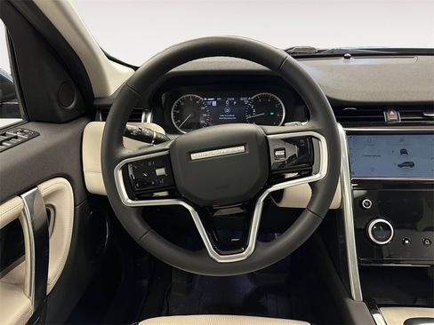 Used 2023 Land Rover Discovery Sport S R-Dynamic image 9