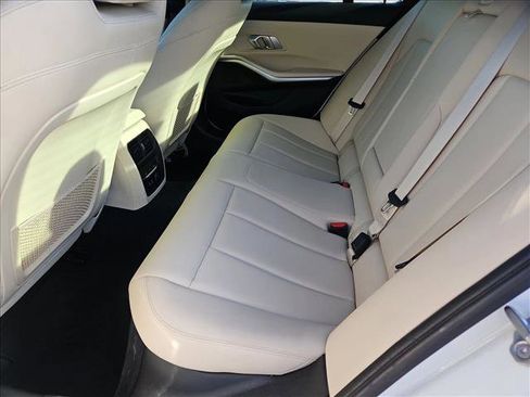 Used 2019 BMW 330i Sedan w/ Convenience Package image 19